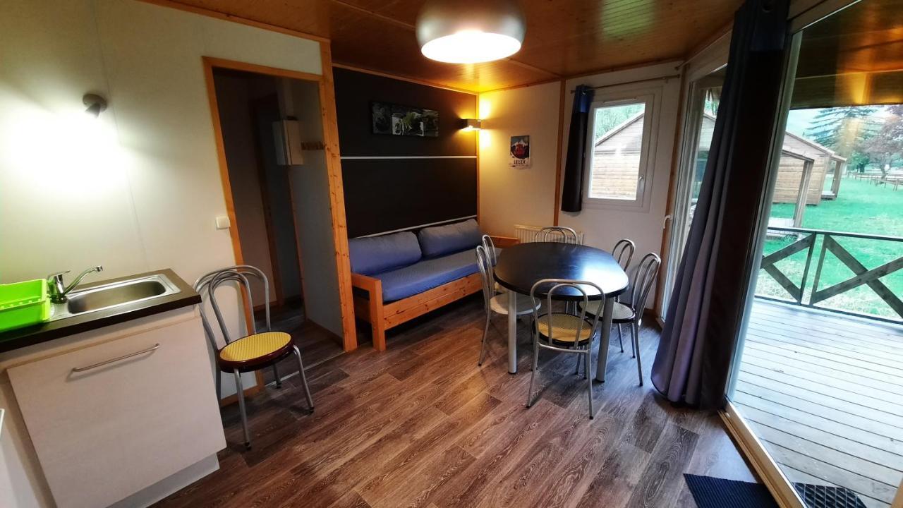 Le Valserine - Camping Eco Responsable Chezery-Forens Exterior foto